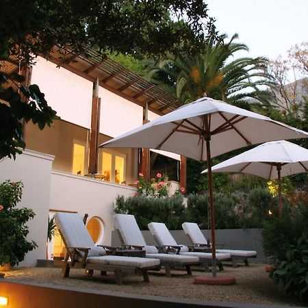 Four Rosmead Boutique Guesthouse Città del Capo Esterno foto